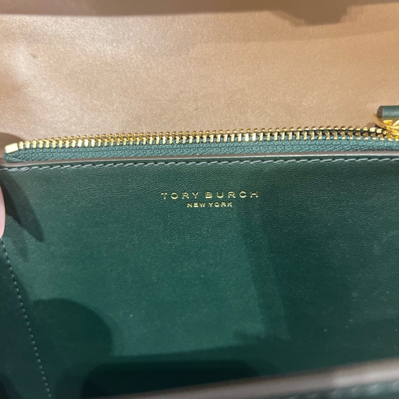 Tory Burch Eleanor Crossbody Bag - Picture 13 of 13